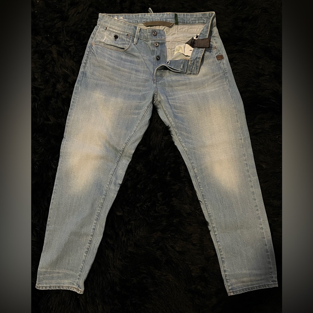 G-Star men’s LOIC Relaxed Tapered Jeans.  Size: 34x32